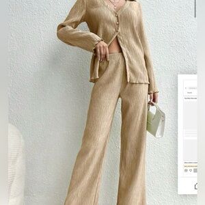 Tan Wide Leg Pants and shirt Set. Size, XL Tall NWOT